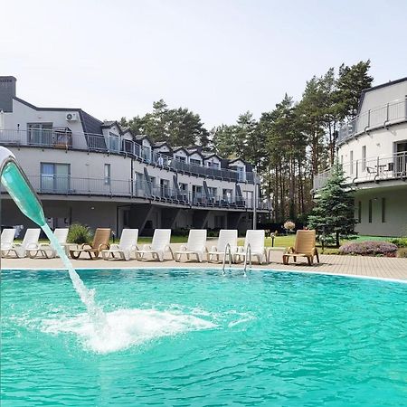 Pine Point Apartament With Terrace, Shared Pool, Tennis Court โปเบียโรโว ภายนอก รูปภาพ