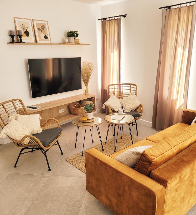 Pine Point Apartament With Terrace, Shared Pool, Tennis Court โปเบียโรโว ภายนอก รูปภาพ